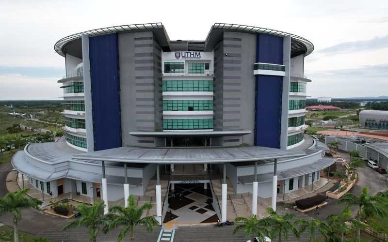 جامعة UTHM في ماليزيا